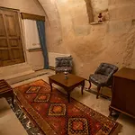 Lavender Cave 5* نفسهير