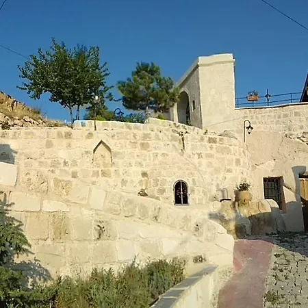 Отель Lavender Cave 5*