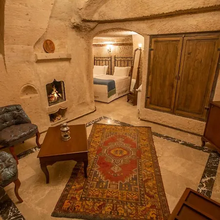 Отель Lavender Cave 5*