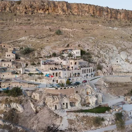 Отель Lavender Cave