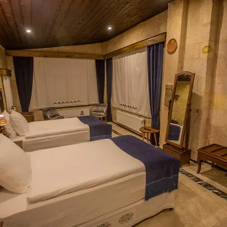 Отель Lavender Cave 5*