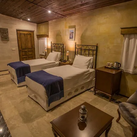 Hotel Lavender Cave